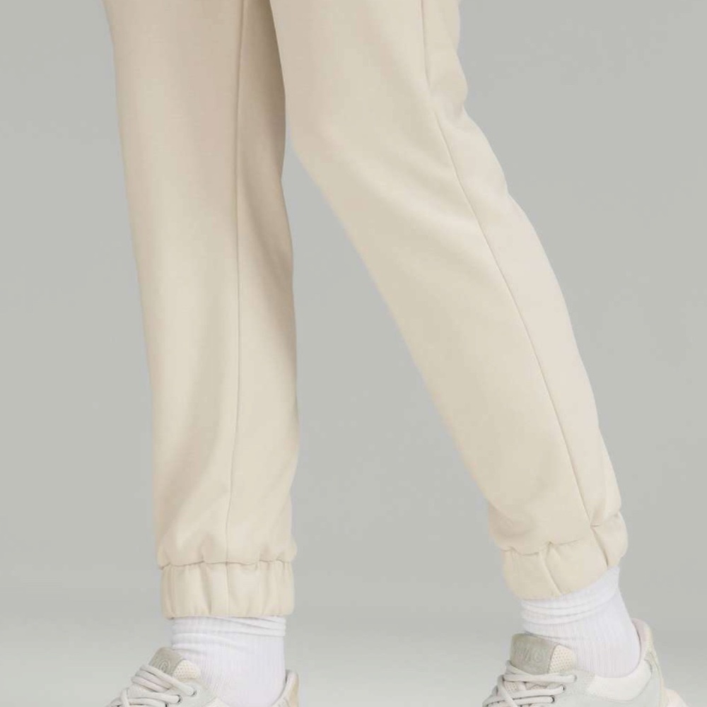 Lululemon Softstreme Relaxed High-Rise Pant - Picture 2 of 7